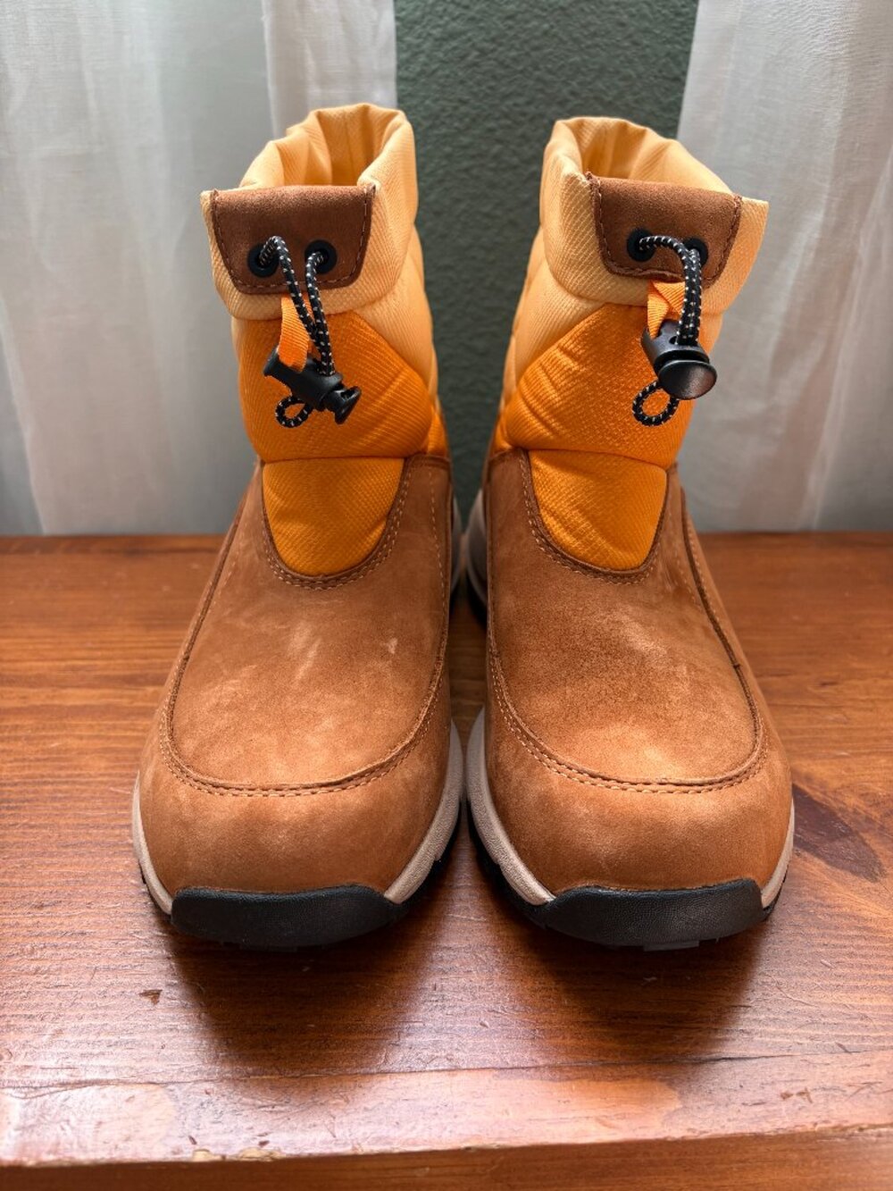 Women's Danner Cloud Cap Boots